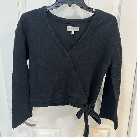 Madewell Texture & Thread Black Long Sleeve V-Neck - Picture 6 of 8